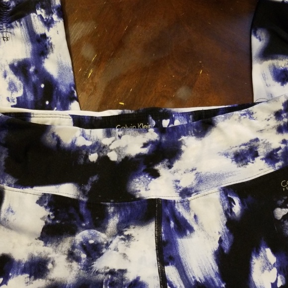 CALVIN KLEIN ๐ QUICK DRY LEGGINGS - Picture 5 of 8